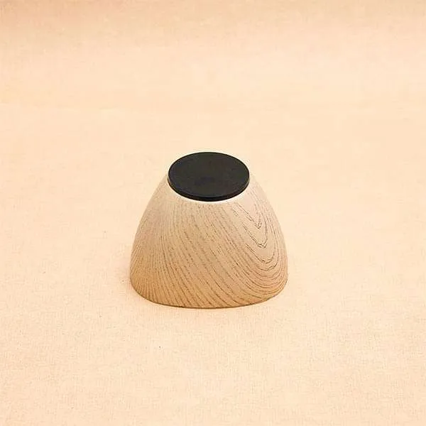 6 inch (15 cm) Obtuse Line Wood Finish Triangle Plastic Planter (Brown)