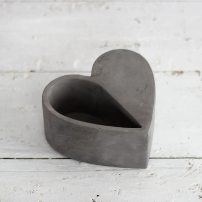 Cement Flower Pots Heart Shaped