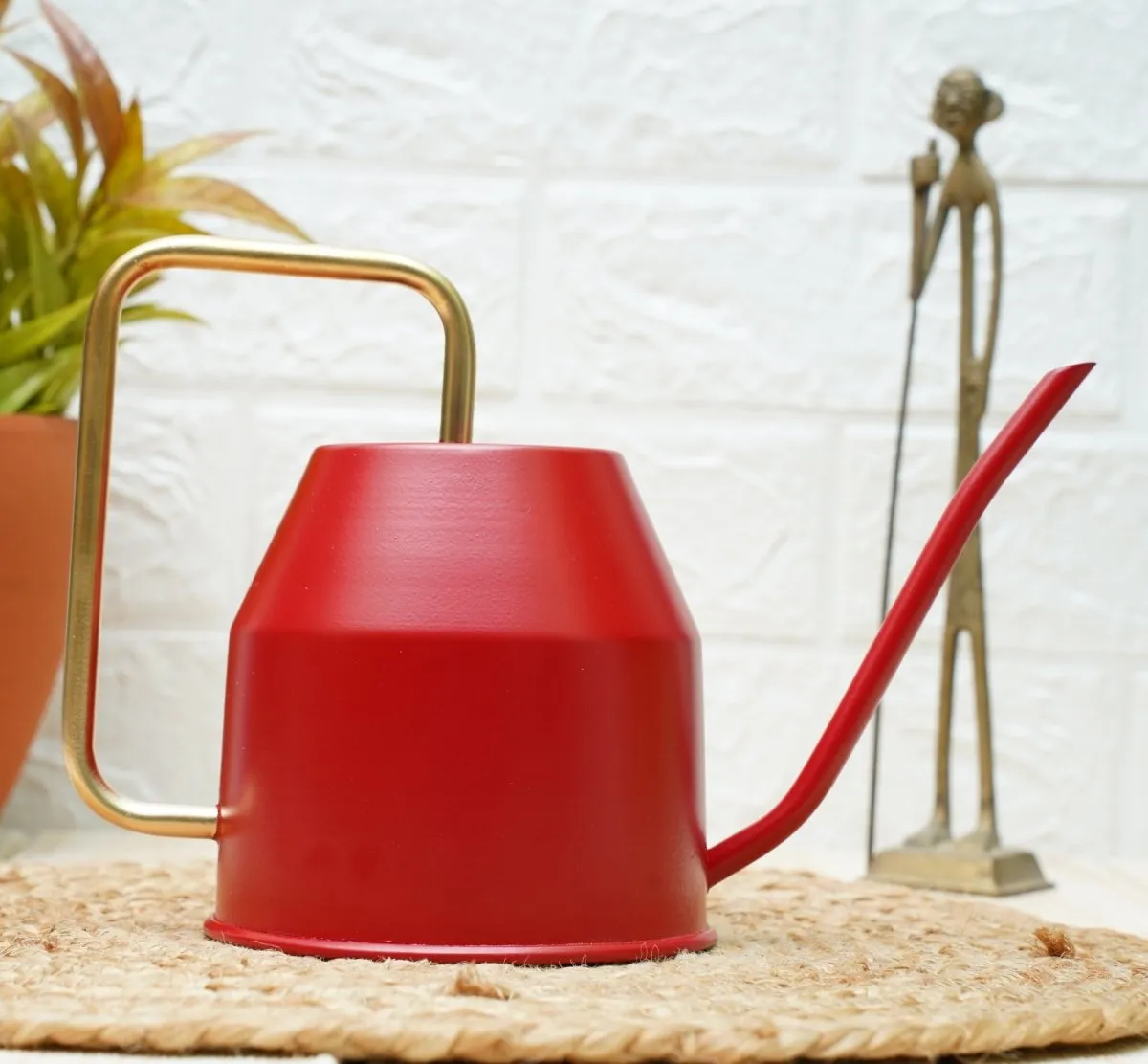 Gold Dust Watering Can For Plants, Garden Tools, Plant Watering Can (Red (0.9 Lt))