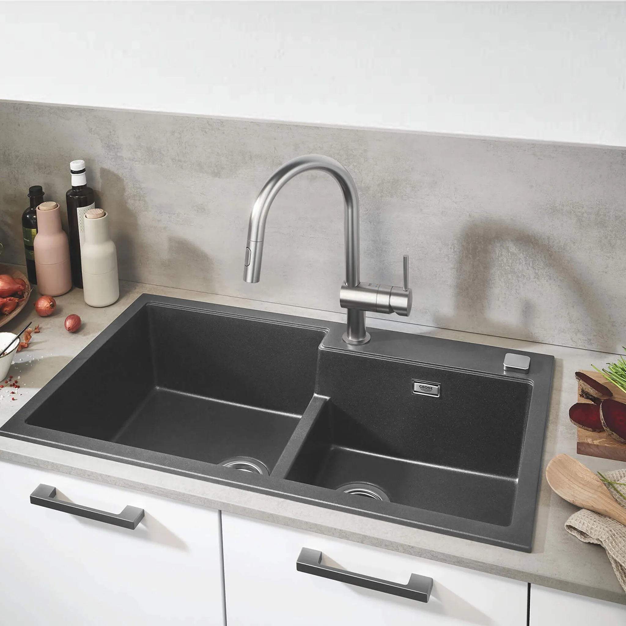 Grohe Minta Pull-Down Dual Spray Kitchen Faucet