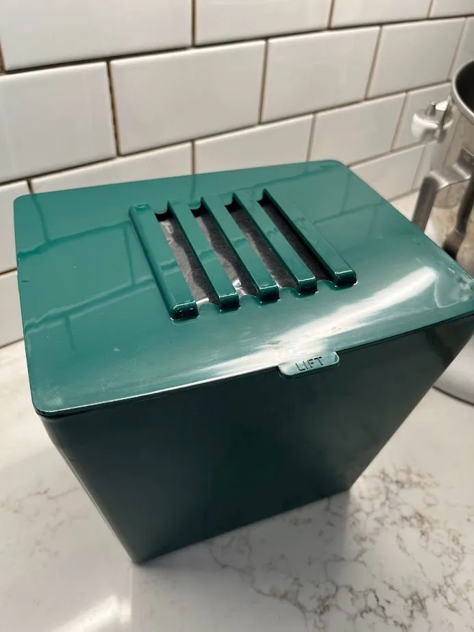 Kitchen Counter Compost Keeper - Green