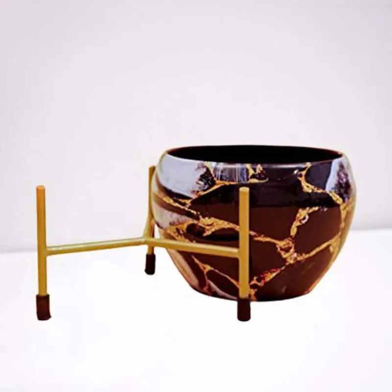 Resilient Metal Plant Pots With Stand | Set of 4 | 5 x 5 x 6 inches