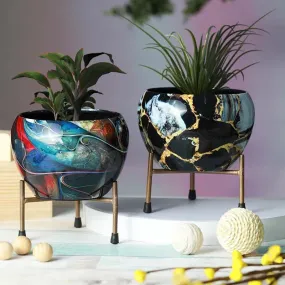 Resilient Metal Plant Pots With Stand | Set of 4 | 5 x 5 x 6 inches