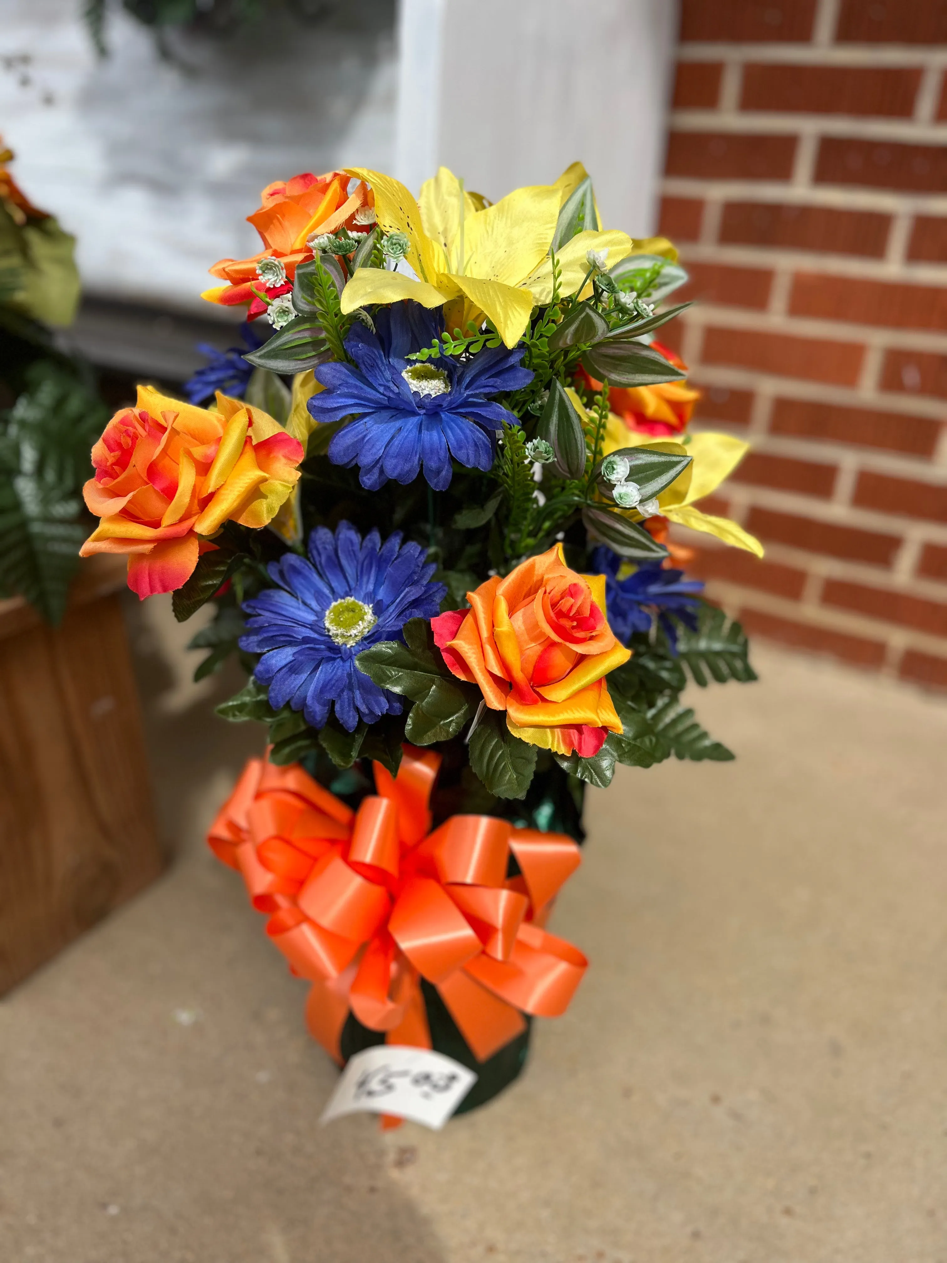 RW Cemetery Vase & Pots