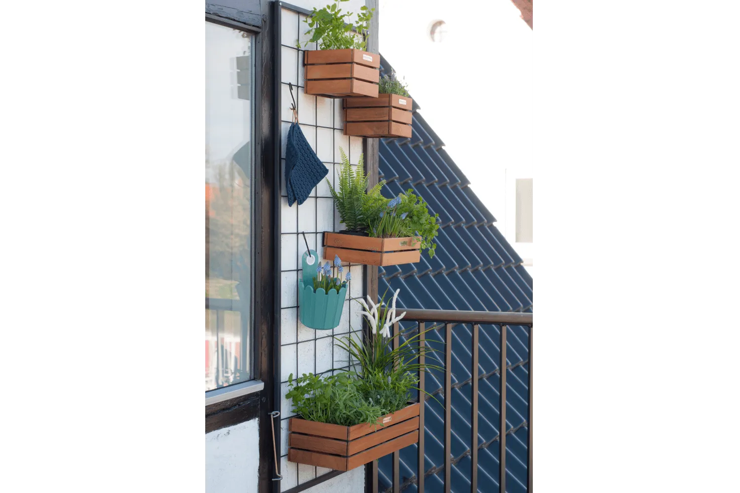 Sara grid for mounting on the wall 150 x 60 cm