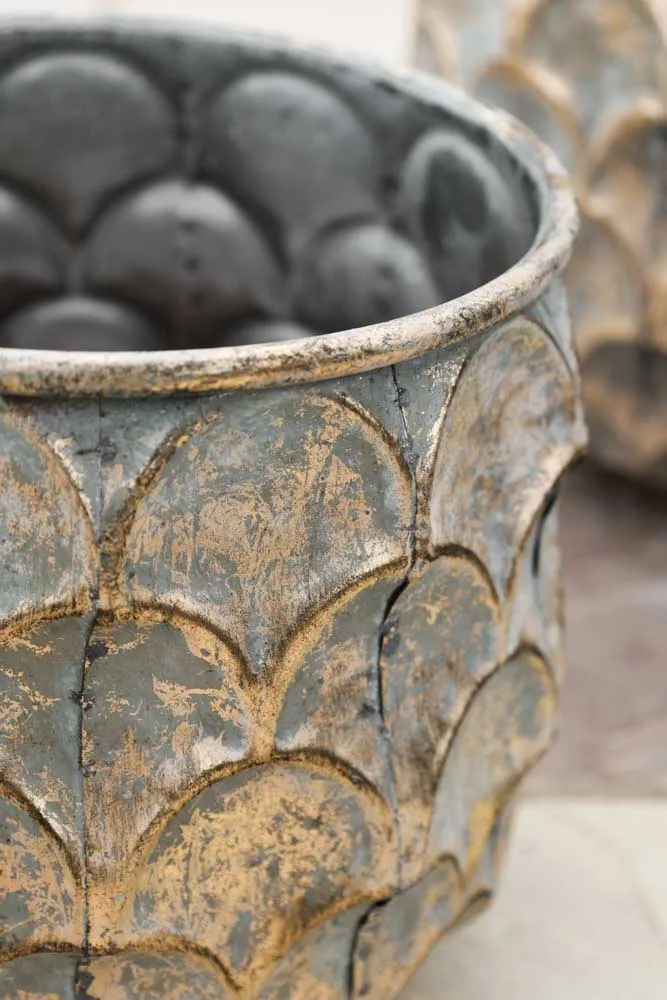 Set Of 2 Petal Effect Planters