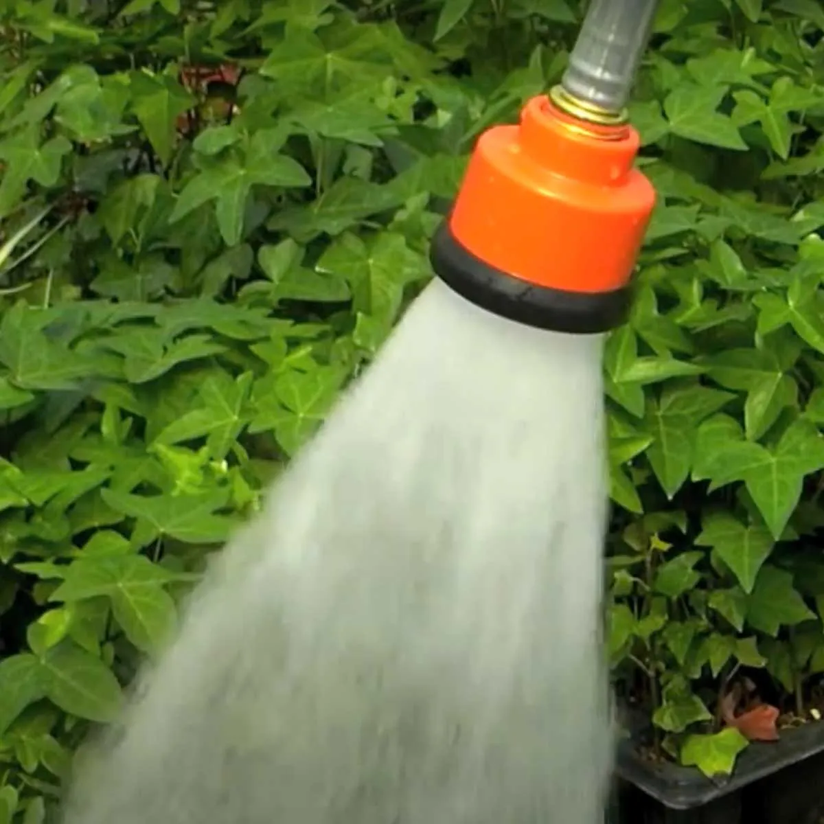 Water Breaker® 1000PL-W Wide Pattern Nozzle